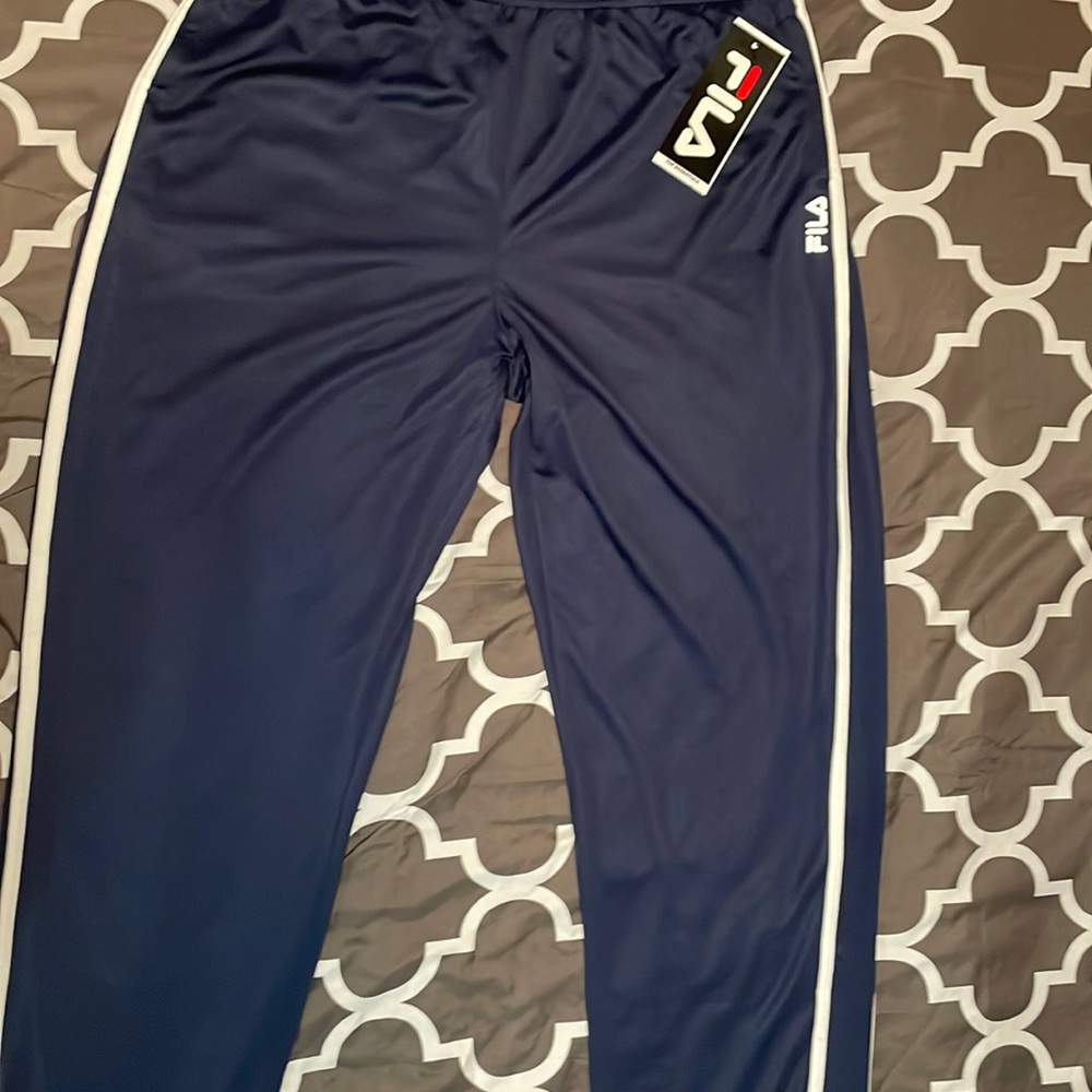 Fila joggers, NWT size XL